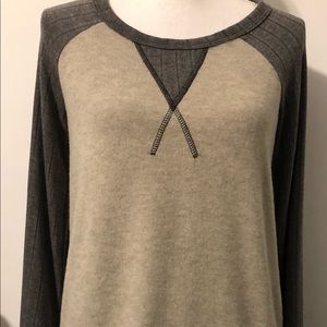 Ladies gray baseball style top. NWOT
